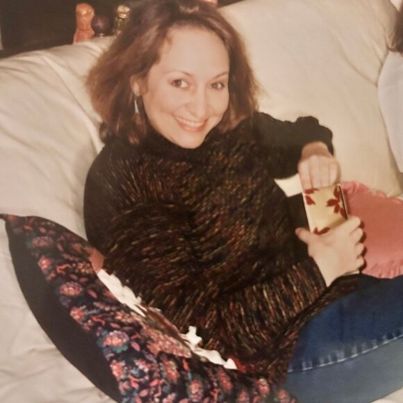 Meet your Posher, Deborah - Picture 1 of 6